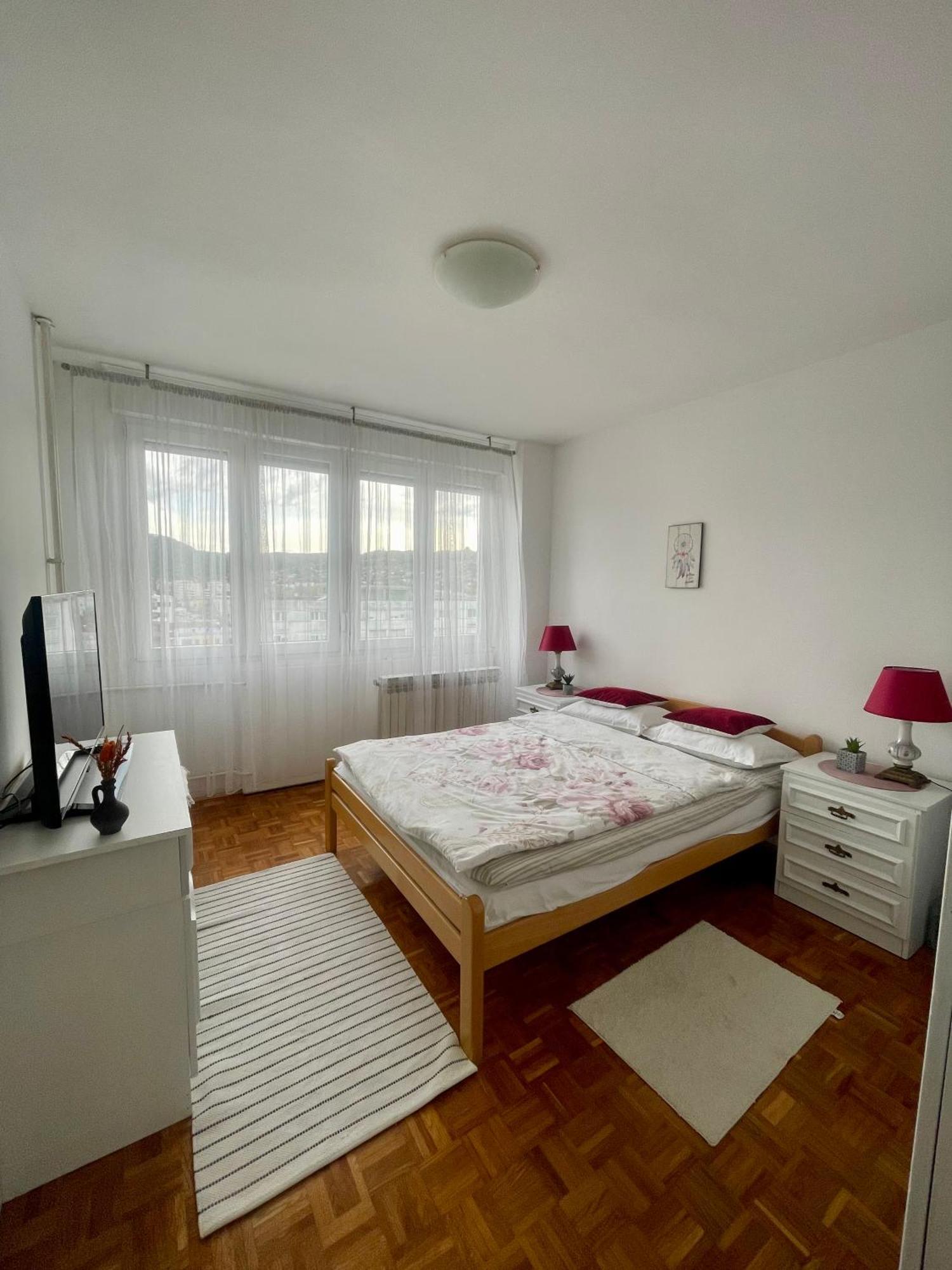 Apartman Maja 바냐루카 외부 사진